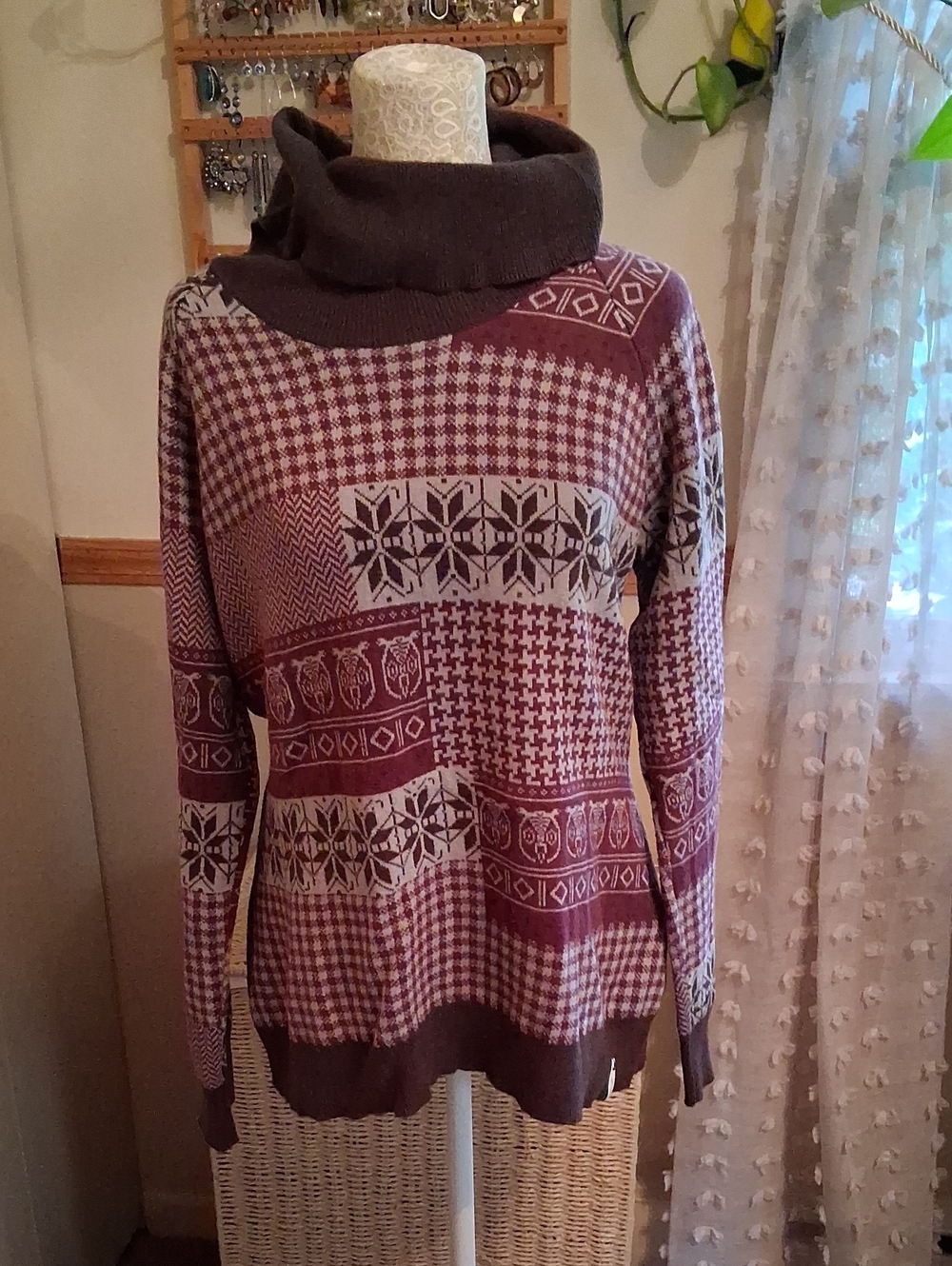 Vintage Woolrich Turtleneck Sweater. Size Medium